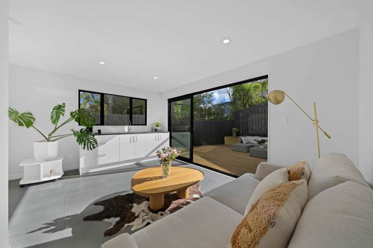 17B Cheval Drive Totara Vale_7