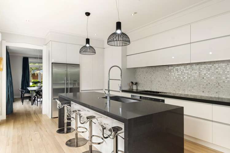 11 Bridge View Road Birkenhead_3