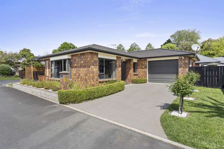 16/2 Grace Avenue Leamington_19