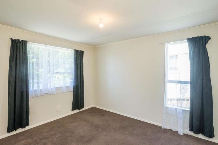 61 Davidson Crescent Tawa_8