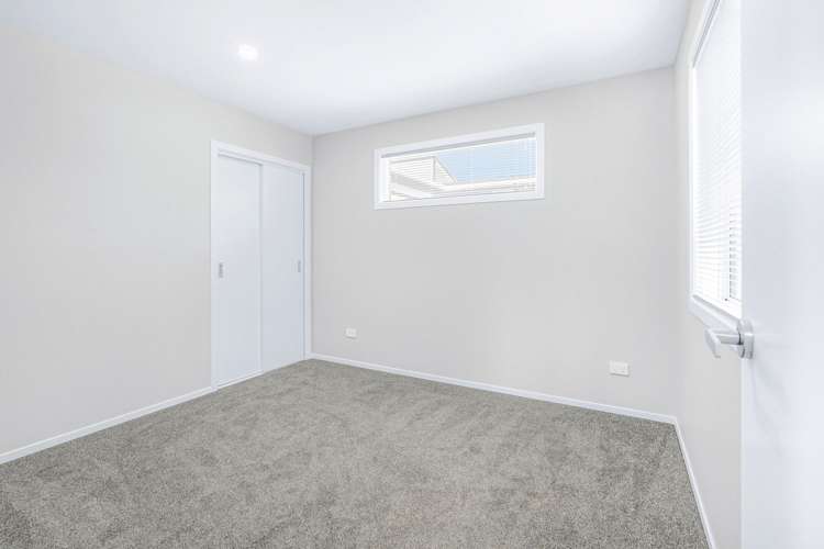 2/112 Horsham Downs Road Rototuna North_17