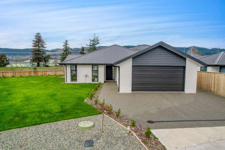 55 Oakdale Grove_0