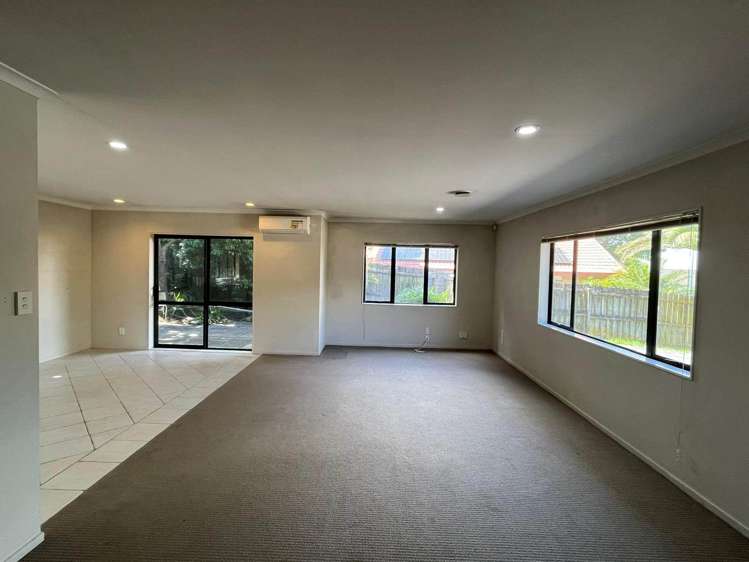 7B Saralee Drive Manurewa_3