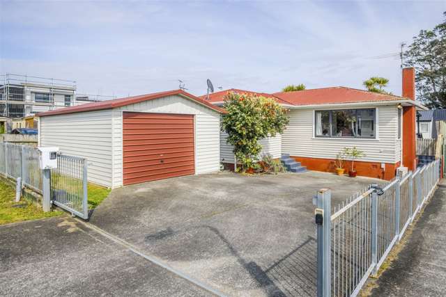 6 Mclean Avenue Papatoetoe_1