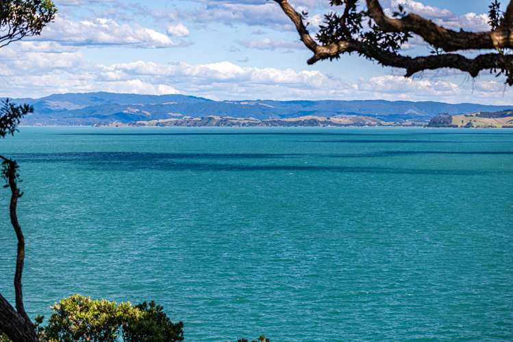 62 Kennedy Point Road Surfdale_6