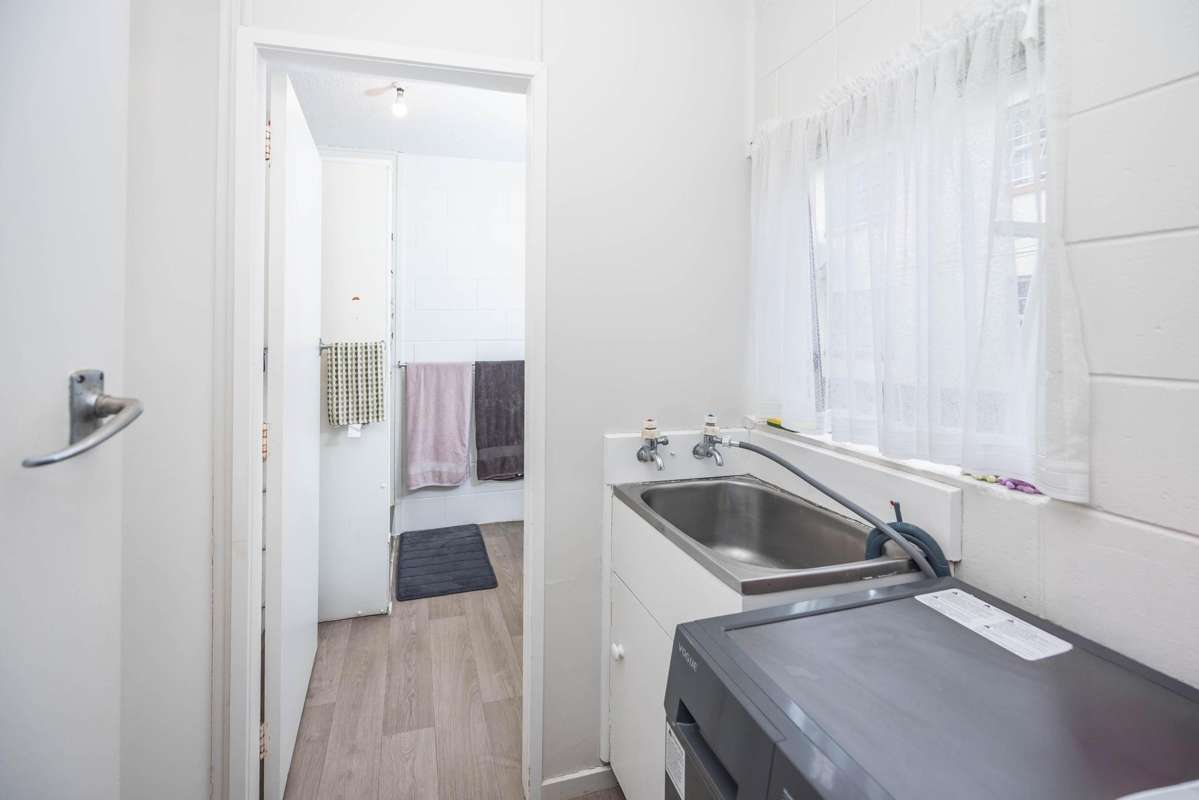 81 A-E Firth Street_5