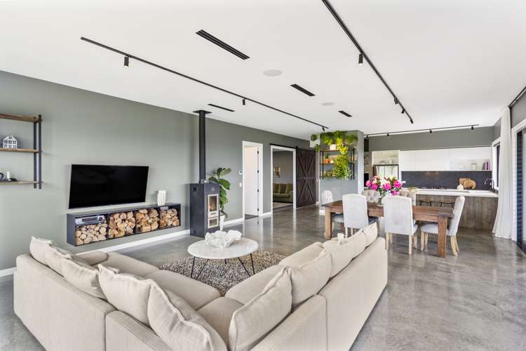 1 Jack Barry Road Waitoki_5