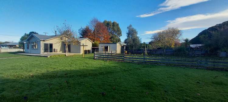 6 Half Mile Road Tuatapere_14