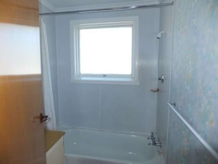 29 Stanton Crescent Hoon Hay_6