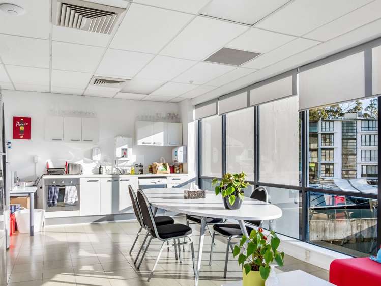 Tenancy 2/100 Carlton Gore Road Newmarket_6