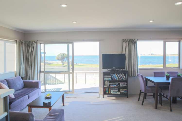 2 Burrows Street Bluff_8