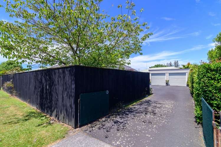 29 Bidois Road Fairy Springs_16