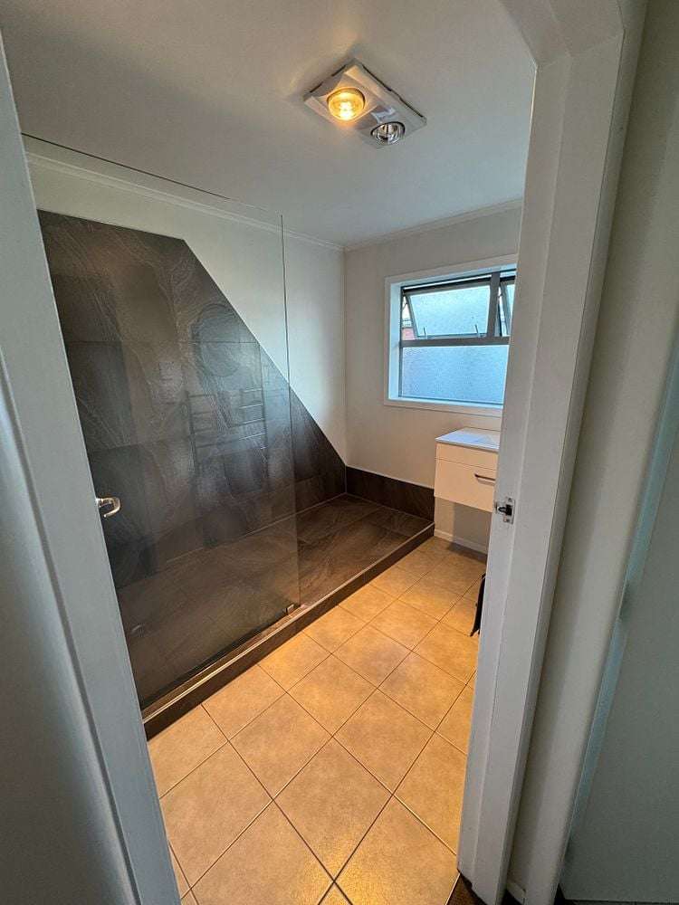 403 Dey Street Hamilton East_6