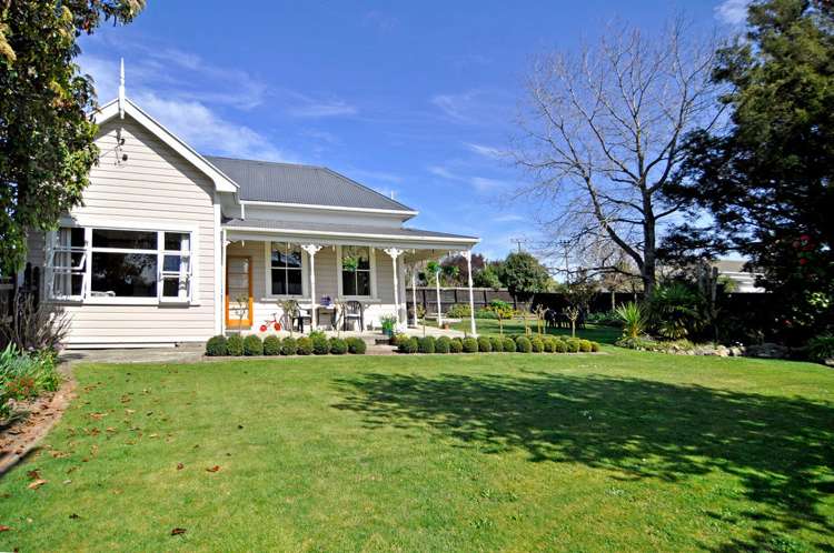 2 Ellis Street Brightwater_18