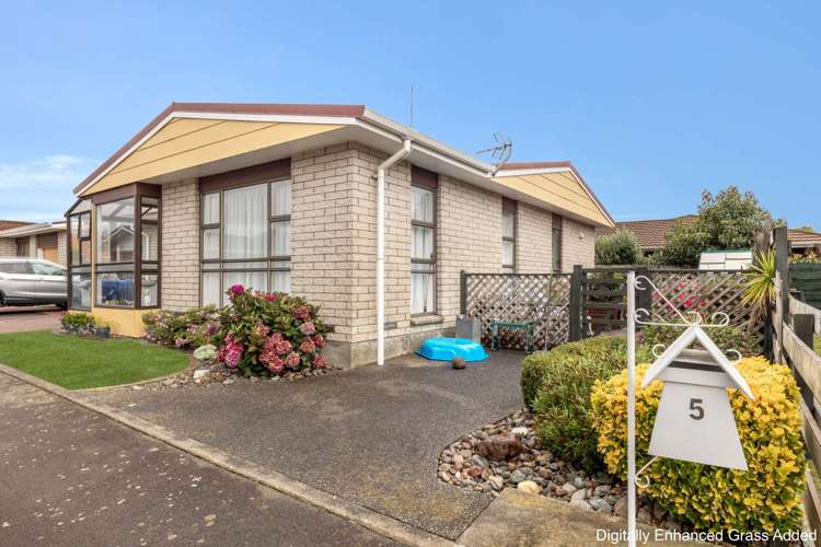 5 Chertsey Court_0