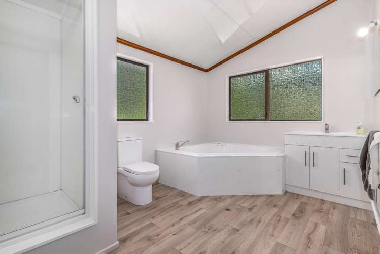 168 Saint Andrews Road Plimmerton_16