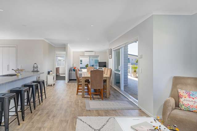 147 The Fairway Matarangi_4