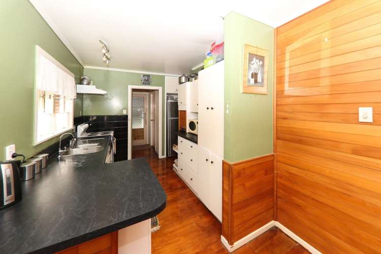 4 Taupo Street Green Bay_10