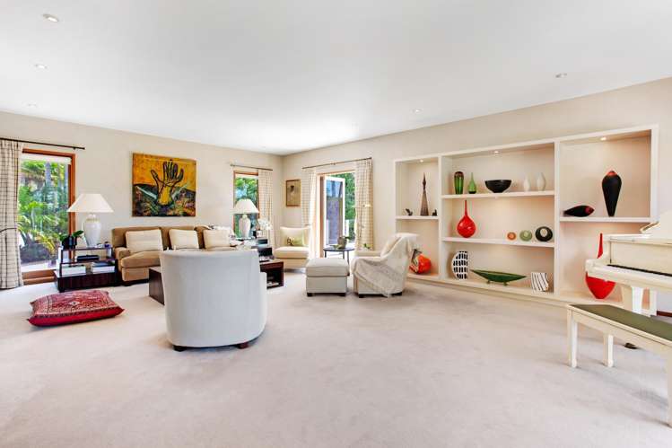 131 Point View  Drive East Tamaki Heights_14