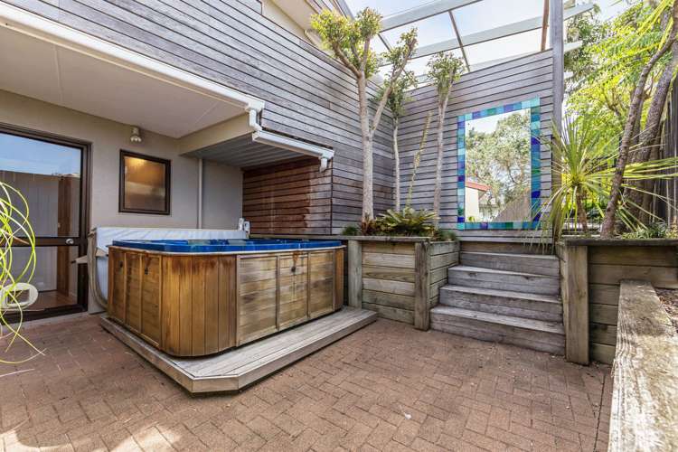 56 William Bayes Place Red Beach_17