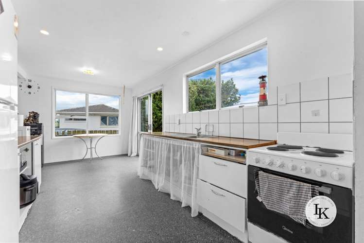 17 Desmond Place Otara_7