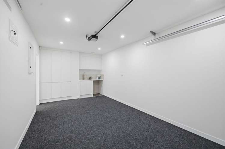 2/51 Woodward Road Mount Albert_15