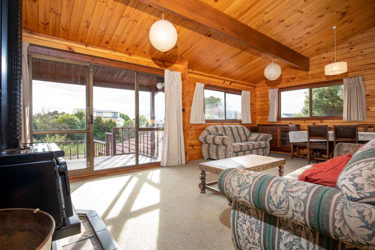 89 Pacific Drive Southbridge_6