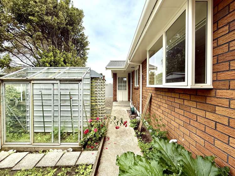 64 Maitland Street Strathern_23