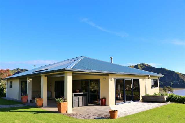 241 Te Mahoe Road Mokau_2