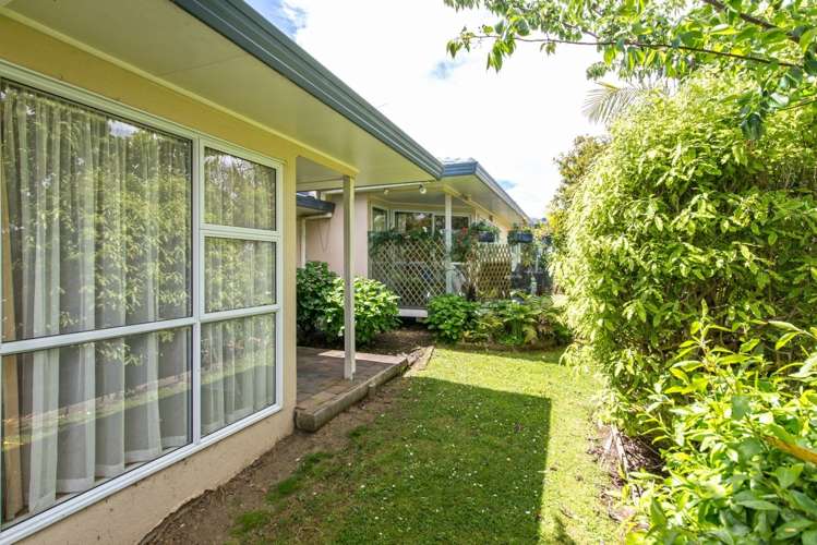 17/10 Gerard Way Saint Johns_15