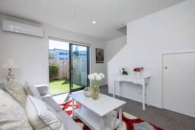 6/81 Kervil Avenue_3