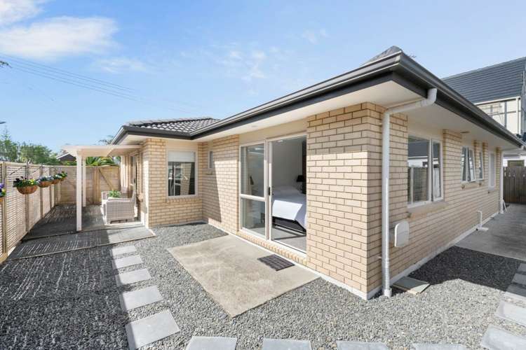 1/14 Milton Road Orewa_2