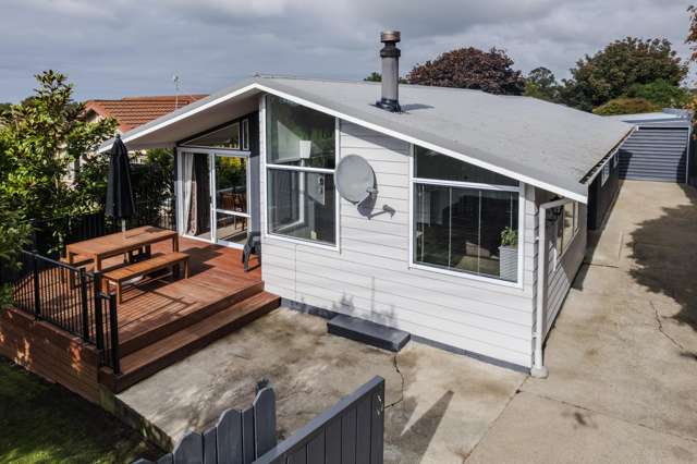 RENOVATED & READY - YOUR IDEAL FAMILY HOME!