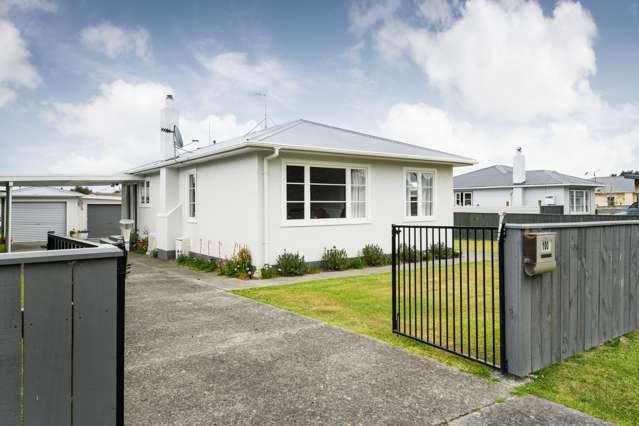 100 Derby Street Feilding_4