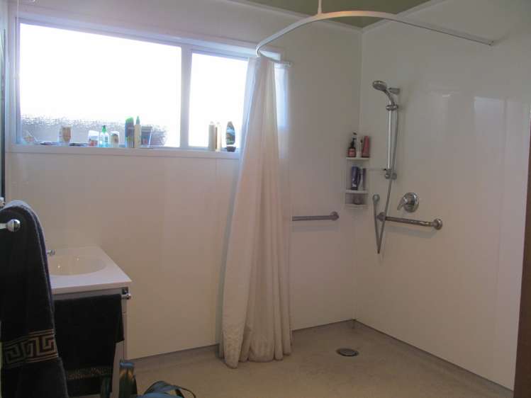 4 Bruce Place Alexandra_17