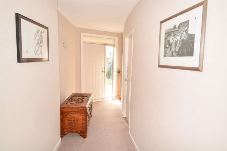 112 Wilton Street Windsor_18