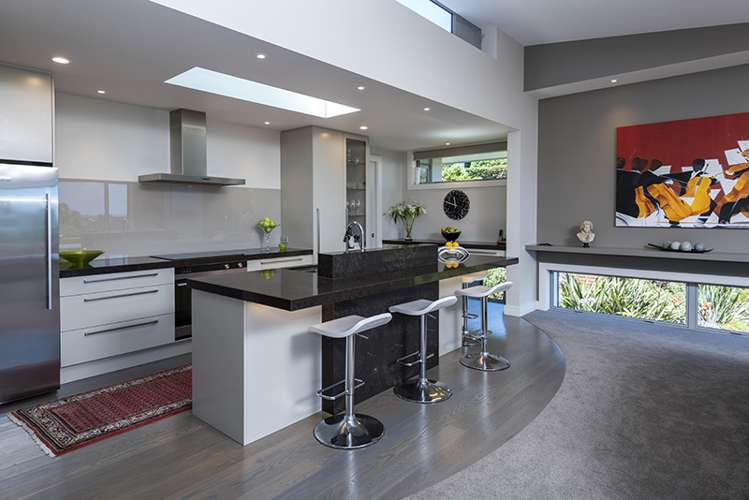 2 Charles Dickens Drive Mellons Bay_7