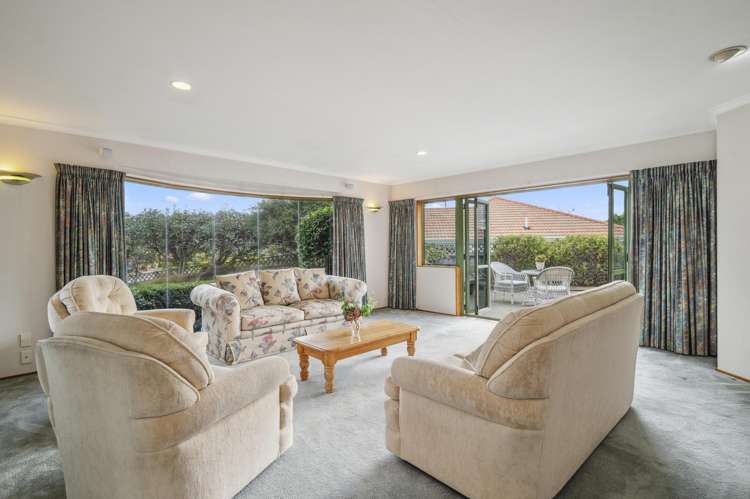 16 Kahurangi Drive Lynmore_2