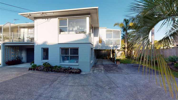 1/10a Commodore Parry Road Castor Bay_12