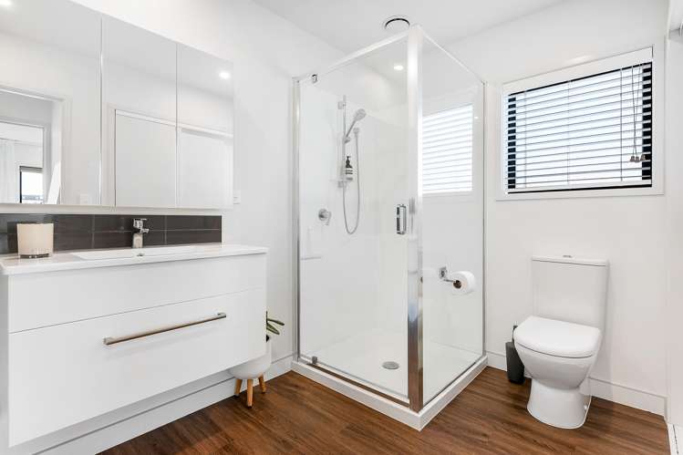 49 Waka Moana Drive Hobsonville_14