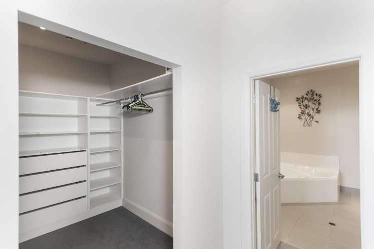 2/40 Reads Quay Gisborne_8