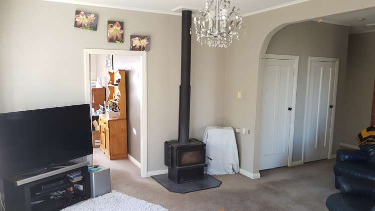 40 Davie Street Hokitika_4