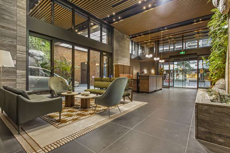 2206/10 Commerce Street Auckland Central_11