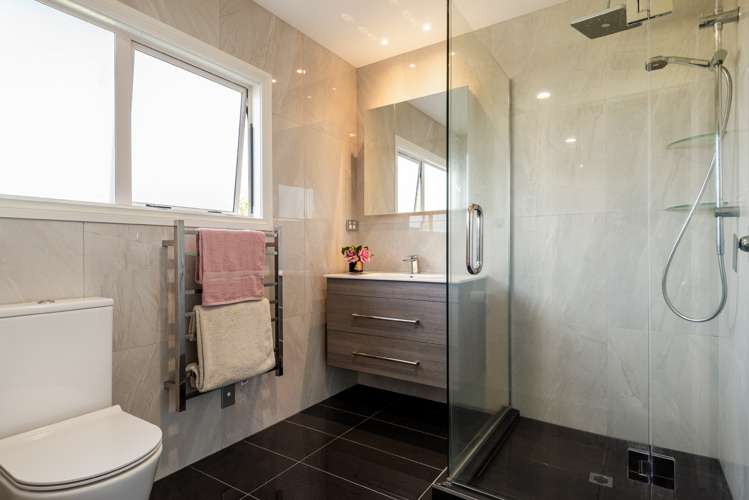 16 Oakway Drive Schnapper Rock_15