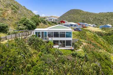 15 Tasman Heights_1