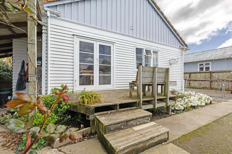 17 Robert Street Marton_16