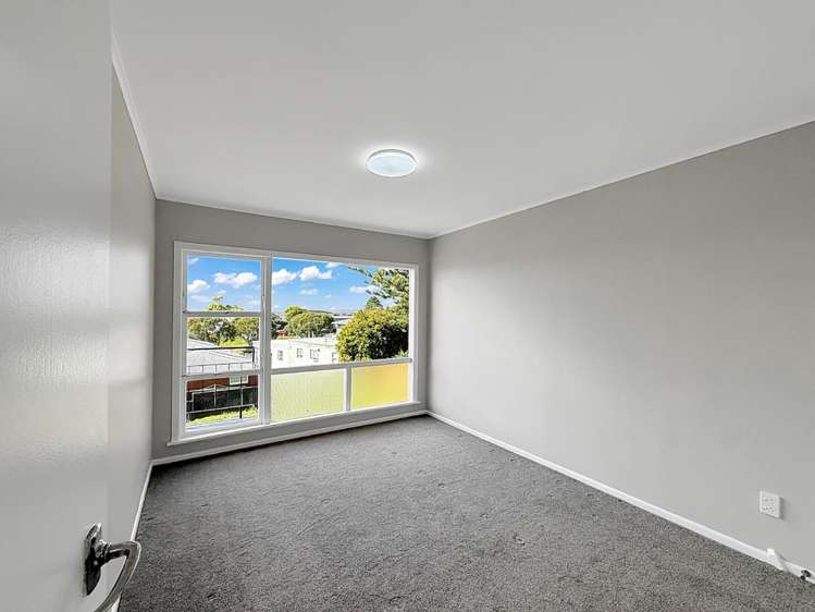 1/207 St Johns Road 1788_11