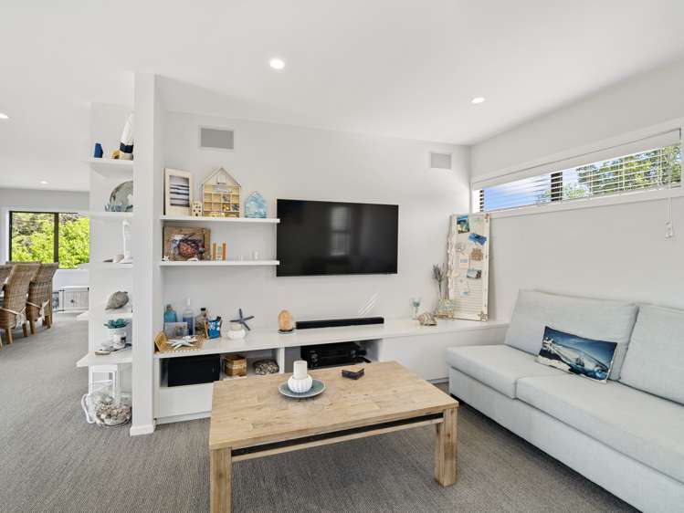 16 Okura River Road Okura_9