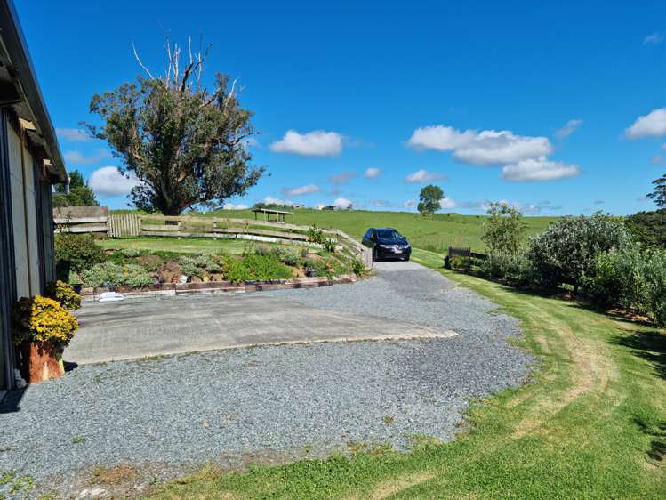 35 Karepo Lane Paparoa_21