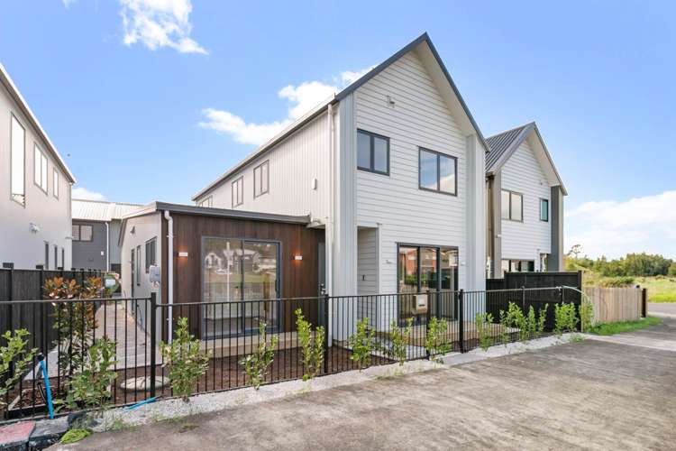 77E Schoolside Road_1
